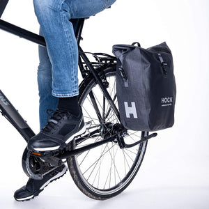 Fahrradtasche Gepäckträger Rainbag - Robust und Wasserdicht – Hinterradtasche (25L Volumen)