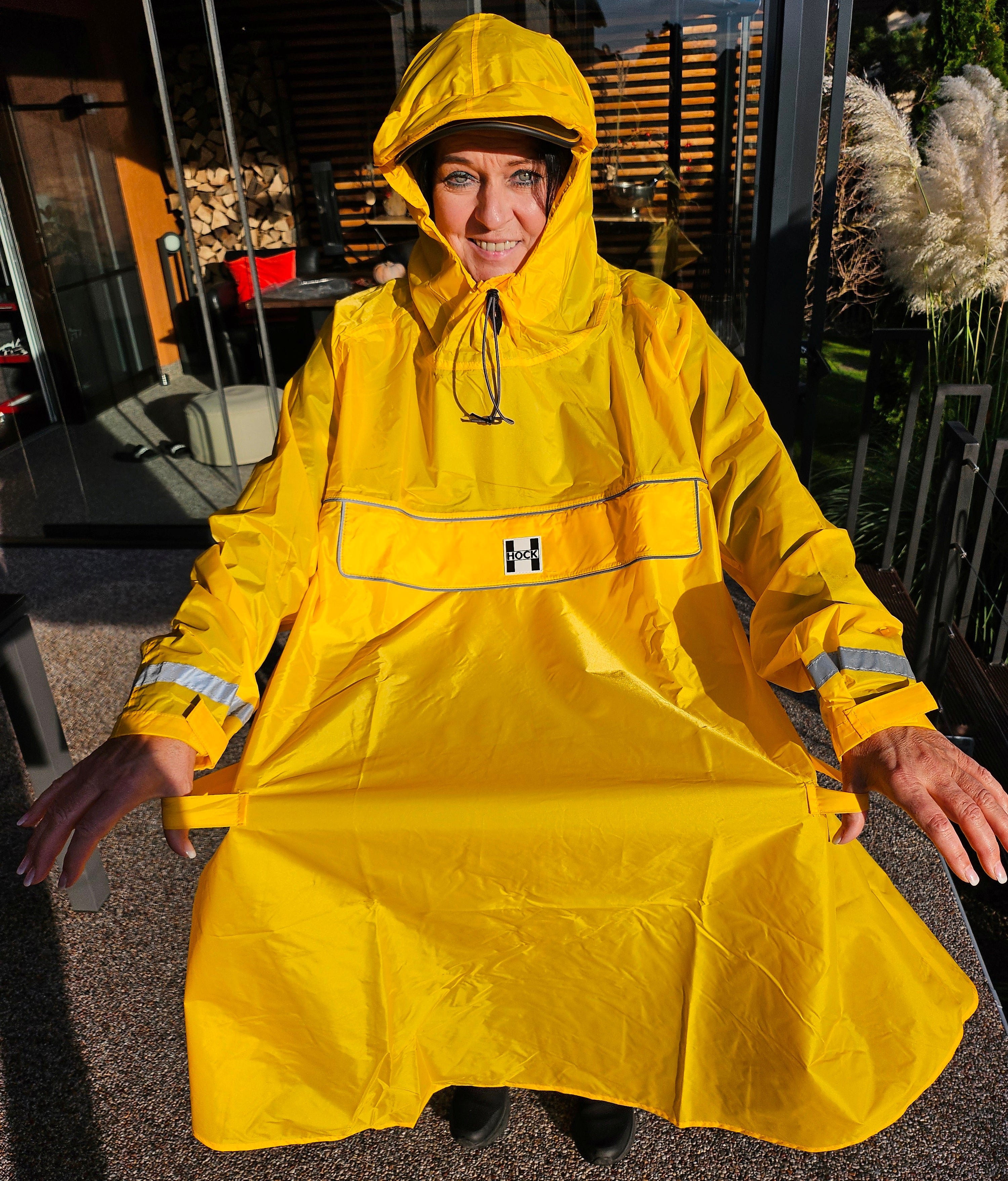HOCK Premium Bicycle Rain Poncho 'Super Praktiko' with HOCK Premium Bicycle Rain Poncho 'Super Praktiko' with